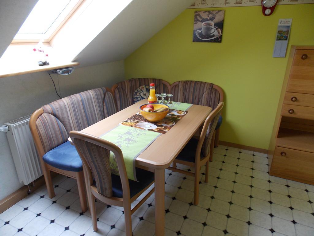 Ferienwohnung Inge Blum Müllenbach 外观 照片