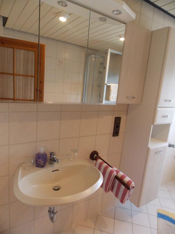 Ferienwohnung Inge Blum Müllenbach 外观 照片