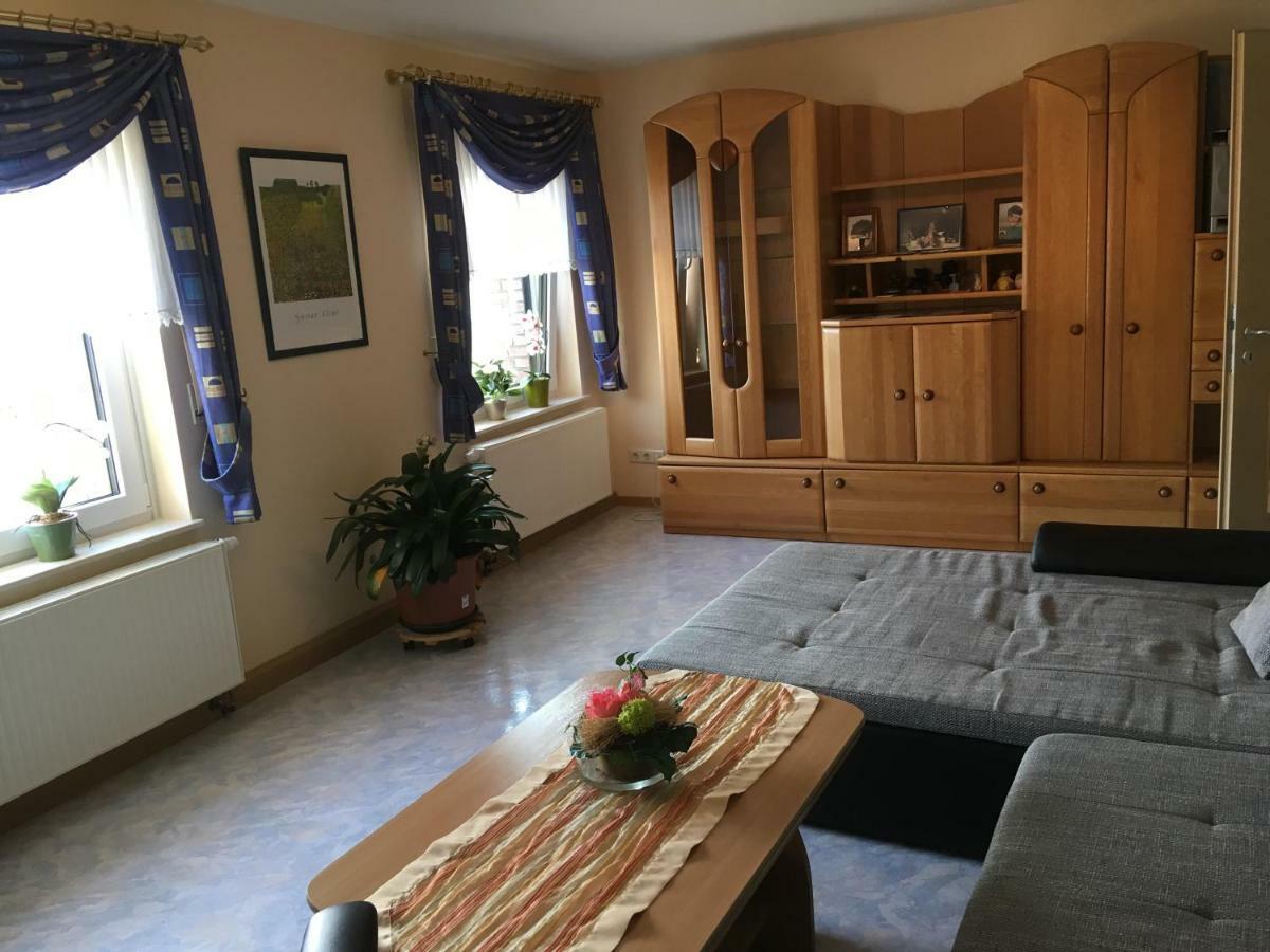 Ferienwohnung Inge Blum Müllenbach 外观 照片